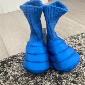 Blue Baby Puffer Booties